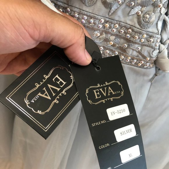 SHORT SILVER HALTER NECK CORSET DRESS - Picture 5 of 5